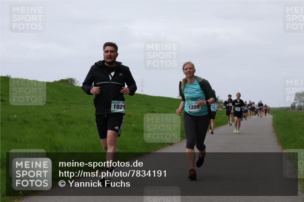 04.05.2025 - 8. Wedeler Halbmarathon Yannick Fuchs http://msf.ph/oto/7834191 04.05.2025 11:22:22 Laufen 1029, 2023, 1209, 1046 meine-sportfotos.de