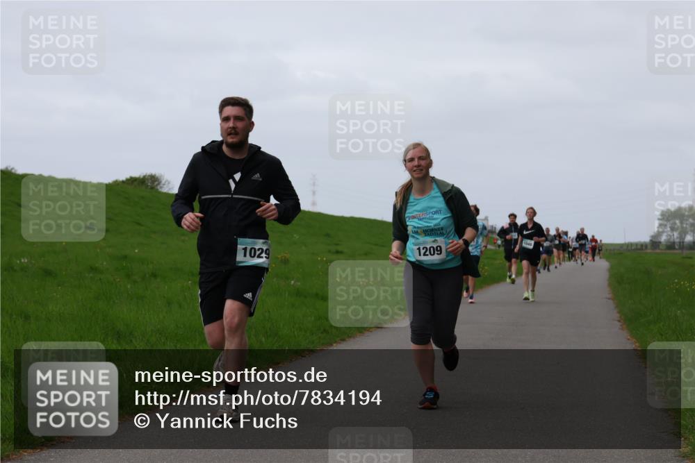 04.05.2025 - 8. Wedeler Halbmarathon Yannick Fuchs http://msf.ph/oto/7834194 04.05.2025 11:22:22 Laufen 1029, 2023, 1209, 1046 meine-sportfotos.de
