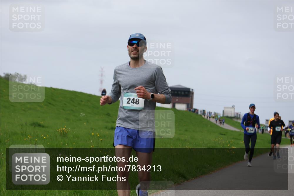 04.05.2025 - 8. Wedeler Halbmarathon Yannick Fuchs http://msf.ph/oto/7834213 04.05.2025 11:43:11 Laufen 248, 80 meine-sportfotos.de