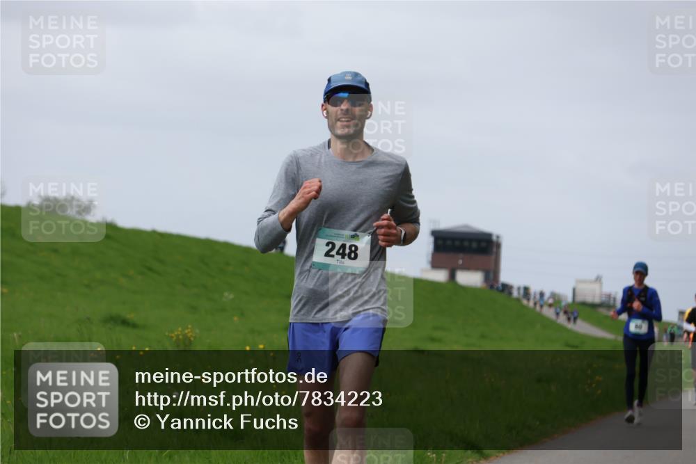 04.05.2025 - 8. Wedeler Halbmarathon Yannick Fuchs http://msf.ph/oto/7834223 04.05.2025 11:43:12 Laufen 248 meine-sportfotos.de
