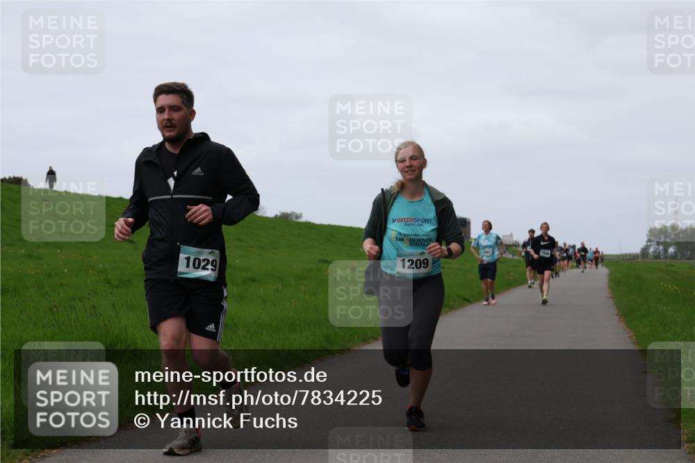 04.05.2025 - 8. Wedeler Halbmarathon Yannick Fuchs http://msf.ph/oto/7834225 04.05.2025 11:22:23 Laufen 1029, 24, 2023, 1209, 1091, 1046 meine-sportfotos.de