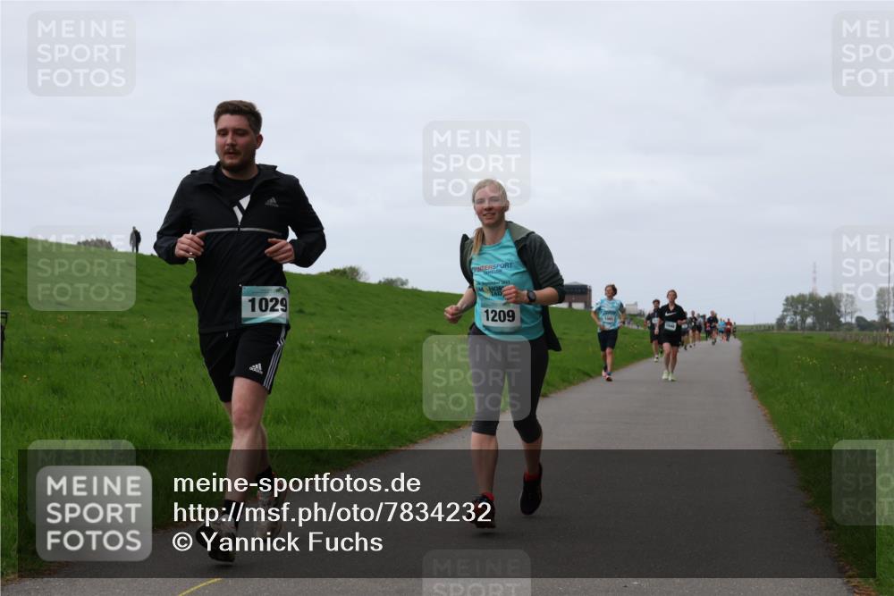 04.05.2025 - 8. Wedeler Halbmarathon Yannick Fuchs http://msf.ph/oto/7834232 04.05.2025 11:22:23 Laufen 1029, 1209 meine-sportfotos.de