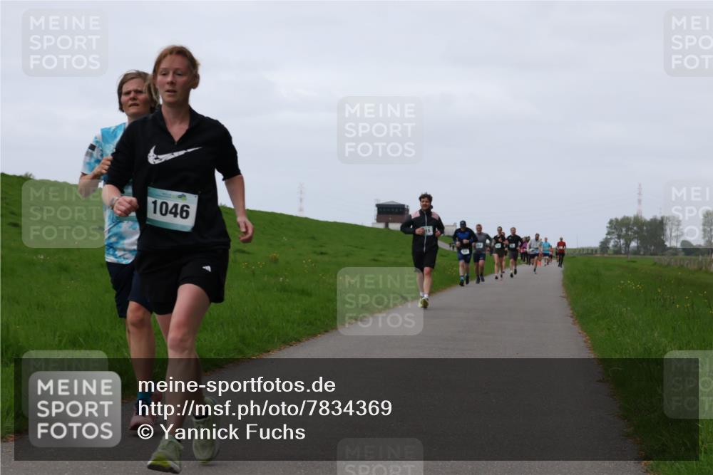 04.05.2025 - 8. Wedeler Halbmarathon Yannick Fuchs http://msf.ph/oto/7834369 04.05.2025 11:22:31 Laufen 1046 meine-sportfotos.de