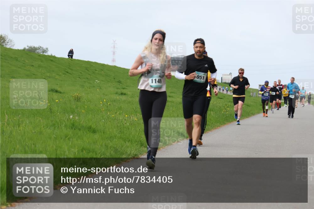 04.05.2025 - 8. Wedeler Halbmarathon Yannick Fuchs http://msf.ph/oto/7834405 04.05.2025 11:43:24 Laufen 1149, 951, 441, 1129 meine-sportfotos.de