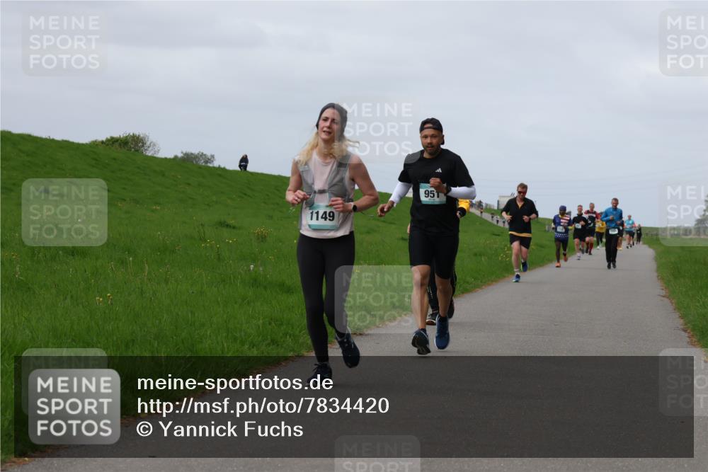 04.05.2025 - 8. Wedeler Halbmarathon Yannick Fuchs http://msf.ph/oto/7834420 04.05.2025 11:43:25 Laufen 1149, 951 meine-sportfotos.de