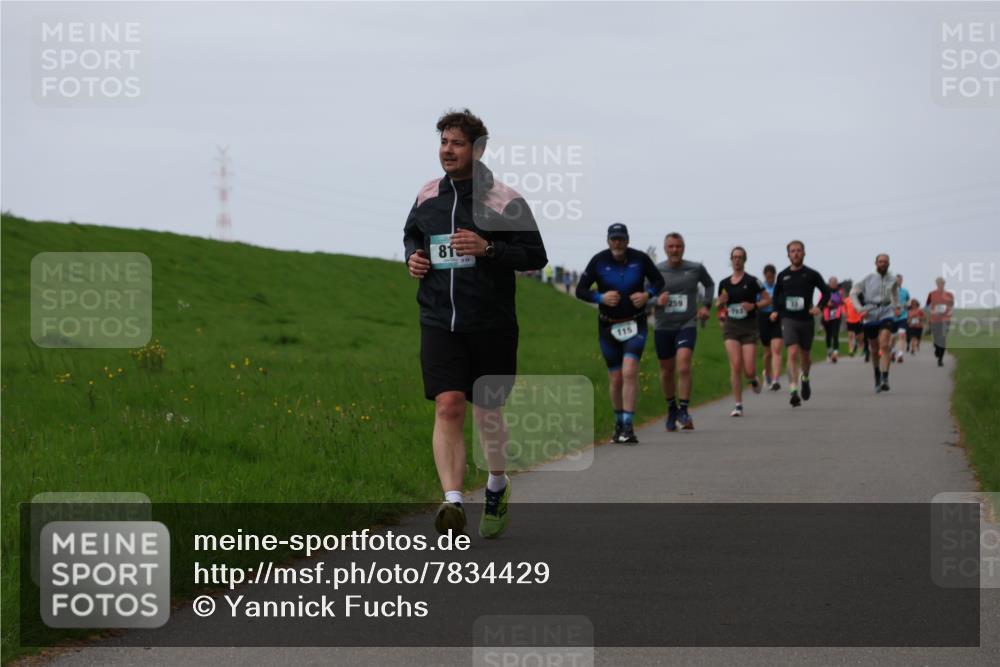 04.05.2025 - 8. Wedeler Halbmarathon Yannick Fuchs http://msf.ph/oto/7834429 04.05.2025 11:22:33 Laufen 81, 115, 259, 793 meine-sportfotos.de