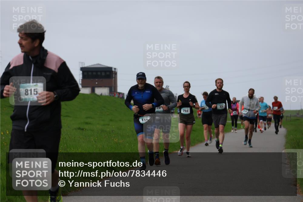 04.05.2025 - 8. Wedeler Halbmarathon Yannick Fuchs http://msf.ph/oto/7834446 04.05.2025 11:22:35 Laufen 815, 115, 091, 793, 33, 1125 meine-sportfotos.de