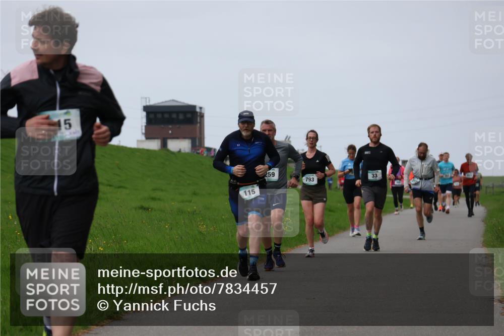 04.05.2025 - 8. Wedeler Halbmarathon Yannick Fuchs http://msf.ph/oto/7834457 04.05.2025 11:22:35 Laufen 15, 115, 259, 33, 793 meine-sportfotos.de