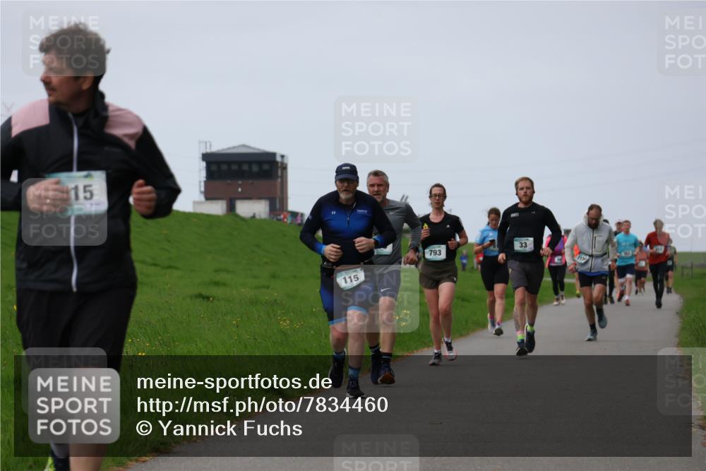 04.05.2025 - 8. Wedeler Halbmarathon Yannick Fuchs http://msf.ph/oto/7834460 04.05.2025 11:22:36 Laufen 15, 115, 793, 33 meine-sportfotos.de