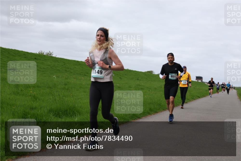 04.05.2025 - 8. Wedeler Halbmarathon Yannick Fuchs http://msf.ph/oto/7834490 04.05.2025 11:43:27 Laufen 149, 951, 252 meine-sportfotos.de