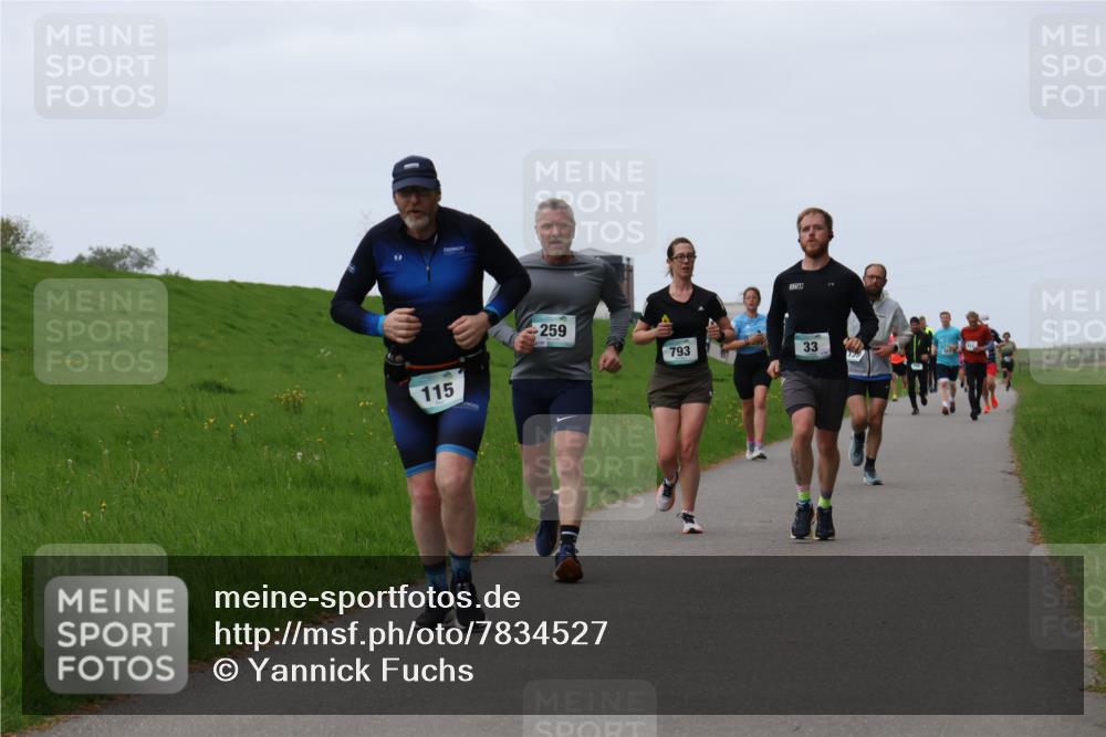 04.05.2025 - 8. Wedeler Halbmarathon Yannick Fuchs http://msf.ph/oto/7834527 04.05.2025 11:22:41 Laufen 115, 259, 793, 33 meine-sportfotos.de