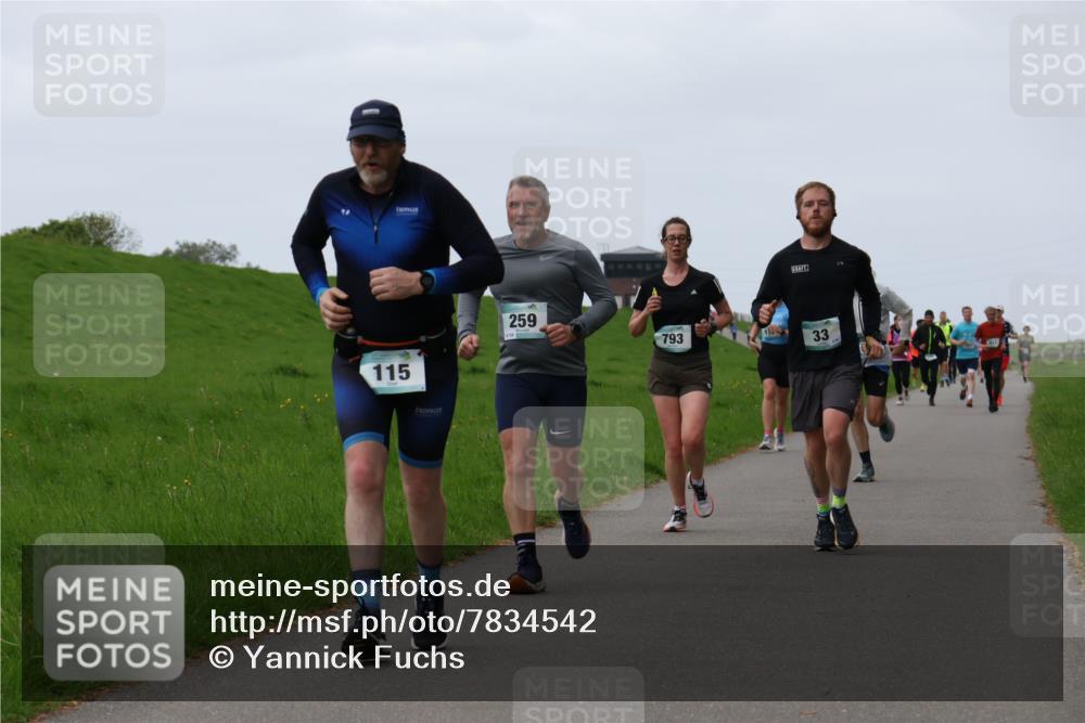 04.05.2025 - 8. Wedeler Halbmarathon Yannick Fuchs http://msf.ph/oto/7834542 04.05.2025 11:22:42 Laufen 115, 259, 914, 793, 33 meine-sportfotos.de