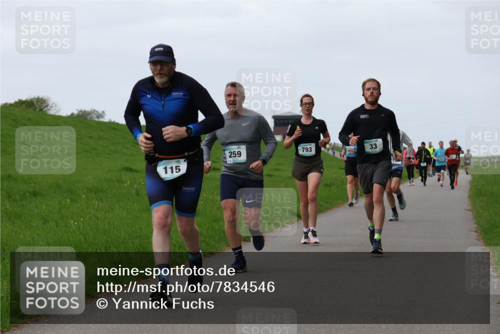 04.05.2025 - 8. Wedeler Halbmarathon Yannick Fuchs http://msf.ph/oto/7834546 04.05.2025 11:22:42 Laufen 1109, 115, 259, 793, 33 meine-sportfotos.de