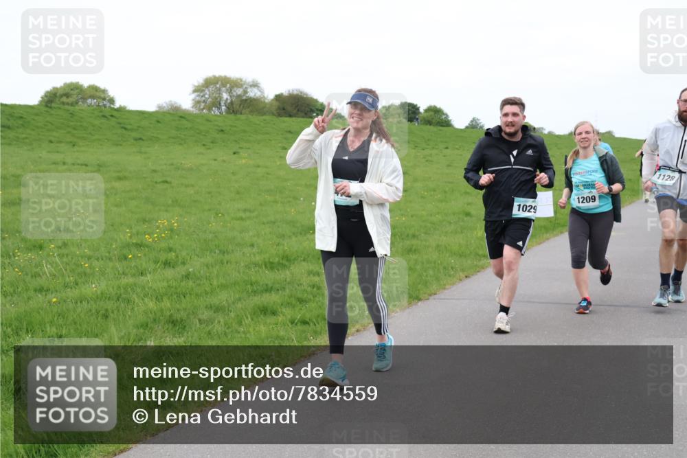 04.05.2025 - 8. Wedeler Halbmarathon Lena Gebhardt http://msf.ph/oto/7834559 04.05.2025 11:24:41 Laufen 1029, 1209, 1128 meine-sportfotos.de