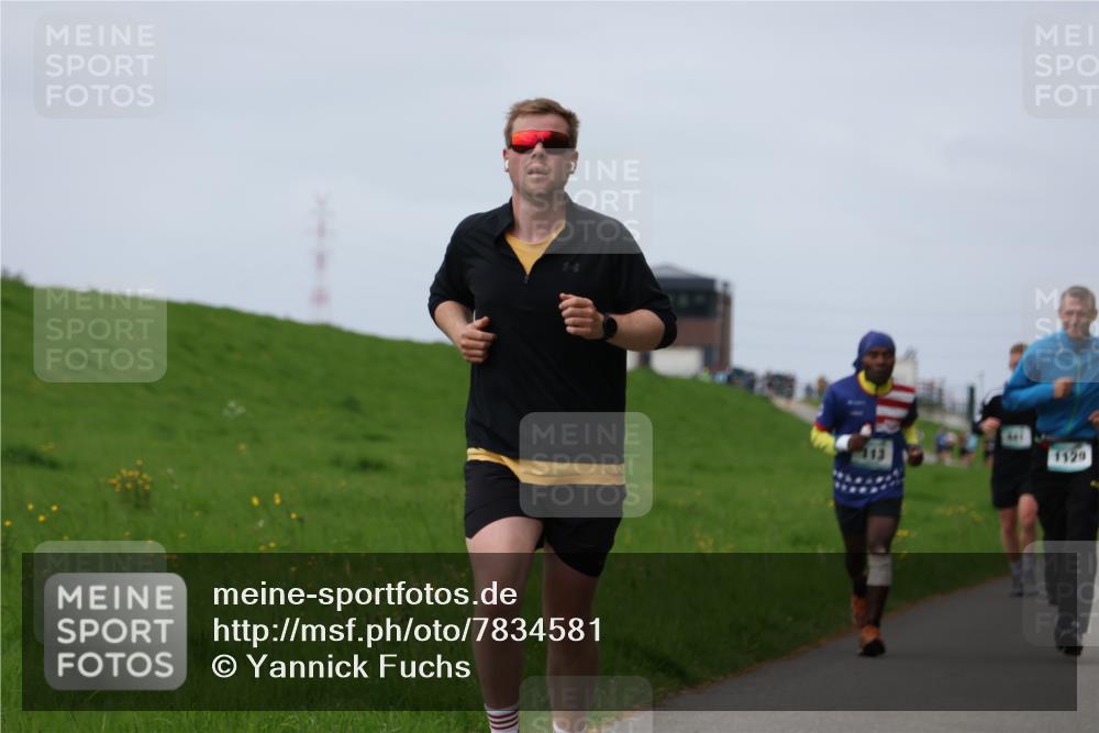 04.05.2025 - 8. Wedeler Halbmarathon Yannick Fuchs http://msf.ph/oto/7834581 04.05.2025 11:43:33 Laufen 113, 1129 meine-sportfotos.de