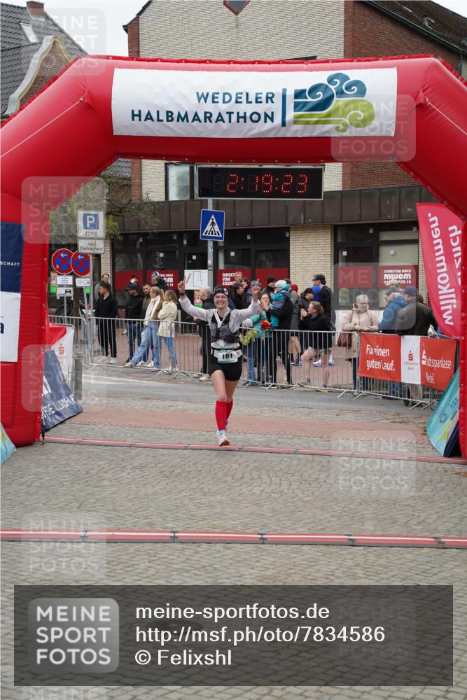 04.05.2025 - 8. Wedeler Halbmarathon Felixshl http://msf.ph/oto/7834586 04.05.2025 12:19:21 Ziel 181 meine-sportfotos.de