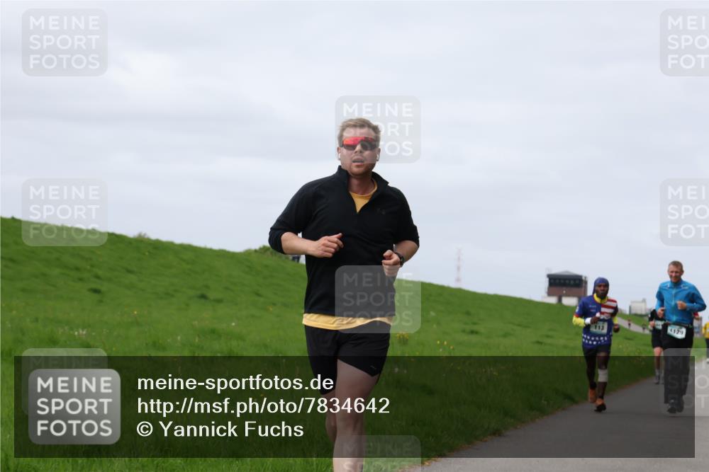 04.05.2025 - 8. Wedeler Halbmarathon Yannick Fuchs http://msf.ph/oto/7834642 04.05.2025 11:43:35 Laufen 1129 meine-sportfotos.de