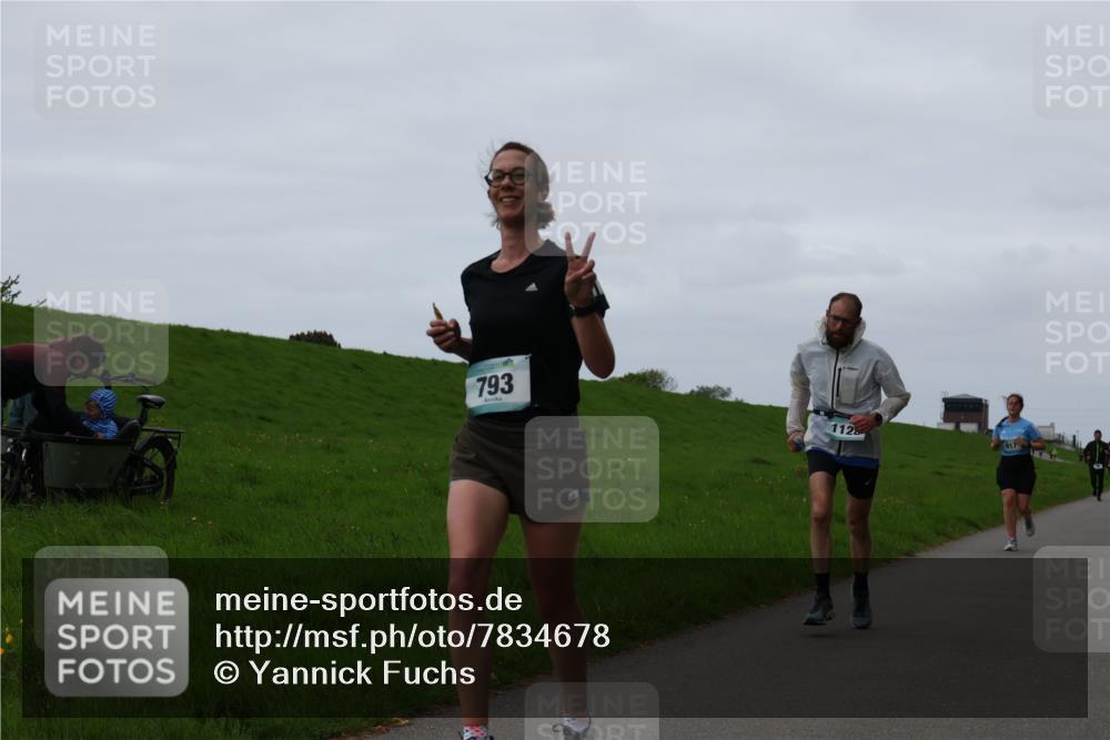 04.05.2025 - 8. Wedeler Halbmarathon Yannick Fuchs http://msf.ph/oto/7834678 04.05.2025 11:22:47 Laufen 793, 1128 meine-sportfotos.de
