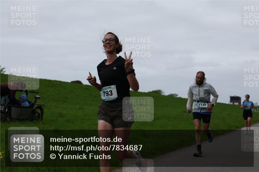 04.05.2025 - 8. Wedeler Halbmarathon Yannick Fuchs http://msf.ph/oto/7834687 04.05.2025 11:22:47 Laufen 793, 1128, 917 meine-sportfotos.de