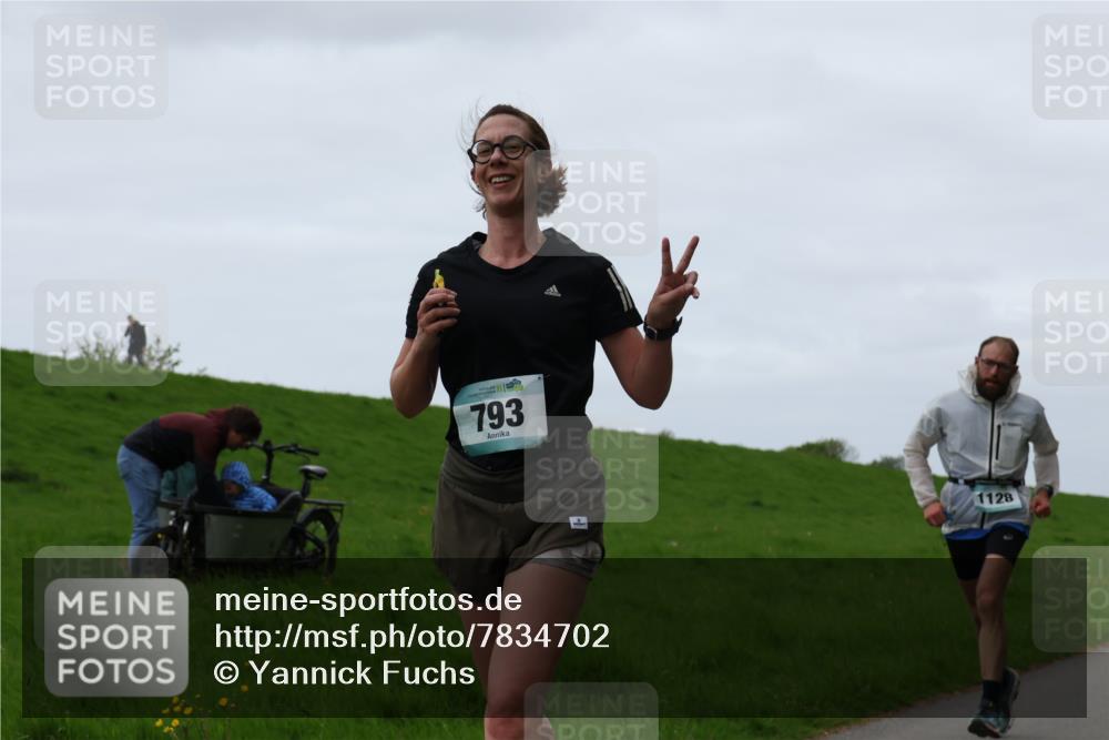 04.05.2025 - 8. Wedeler Halbmarathon Yannick Fuchs http://msf.ph/oto/7834702 04.05.2025 11:22:48 Laufen 793, 1128 meine-sportfotos.de