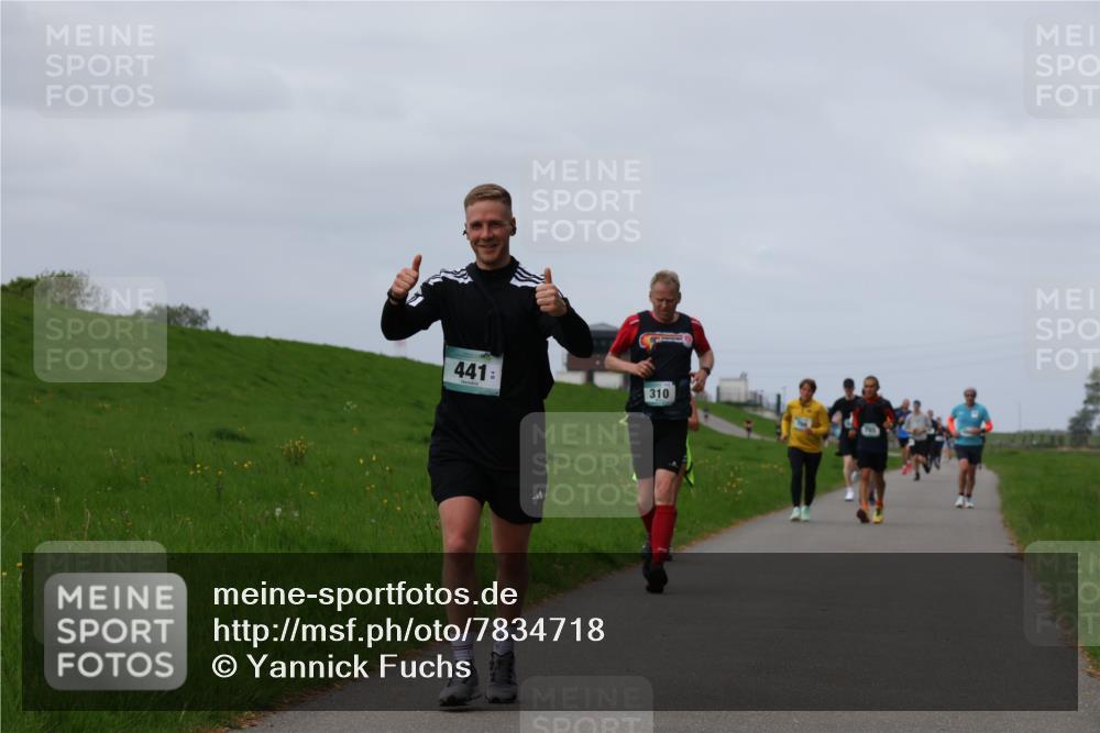 04.05.2025 - 8. Wedeler Halbmarathon Yannick Fuchs http://msf.ph/oto/7834718 04.05.2025 11:43:45 Laufen 441, 310 meine-sportfotos.de