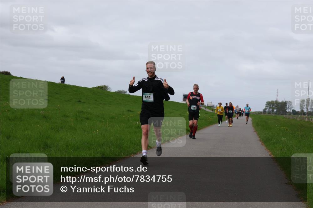 04.05.2025 - 8. Wedeler Halbmarathon Yannick Fuchs http://msf.ph/oto/7834755 04.05.2025 11:43:46 Laufen 441, 310 meine-sportfotos.de