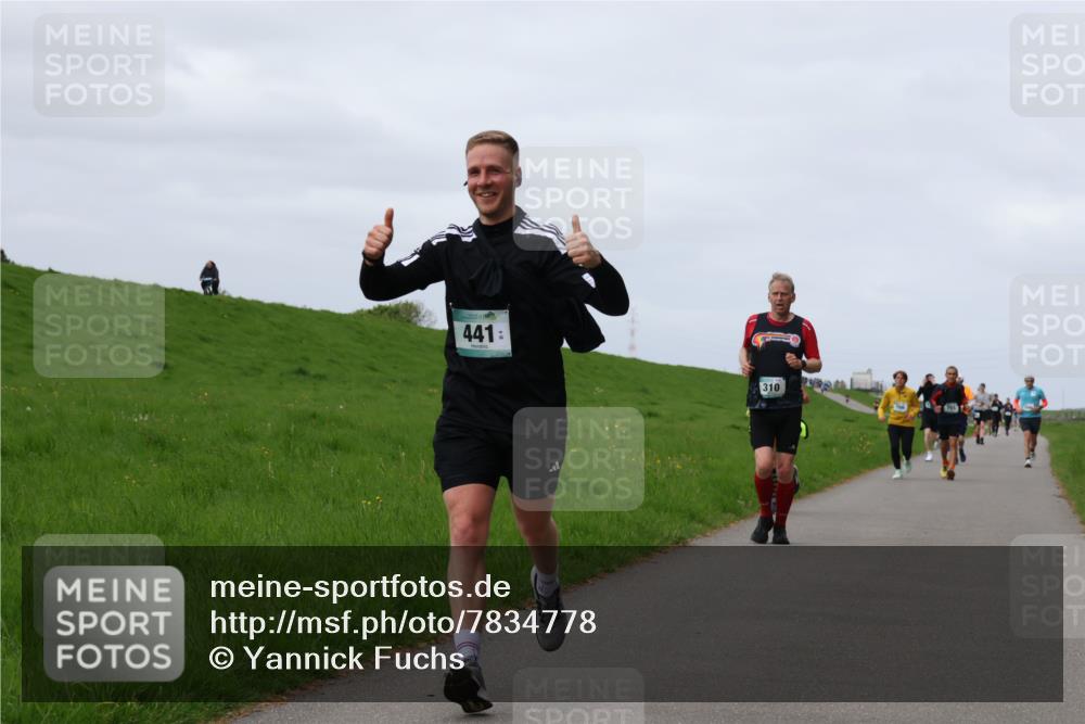04.05.2025 - 8. Wedeler Halbmarathon Yannick Fuchs http://msf.ph/oto/7834778 04.05.2025 11:43:46 Laufen 441, 310 meine-sportfotos.de