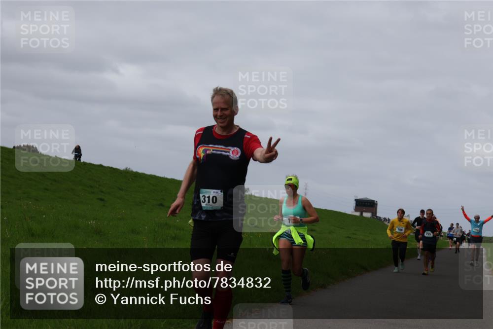 04.05.2025 - 8. Wedeler Halbmarathon Yannick Fuchs http://msf.ph/oto/7834832 04.05.2025 11:43:50 Laufen 861, 310, 766 meine-sportfotos.de