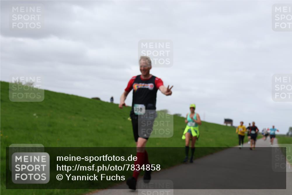 04.05.2025 - 8. Wedeler Halbmarathon Yannick Fuchs http://msf.ph/oto/7834858 04.05.2025 11:43:50 Laufen 310 meine-sportfotos.de