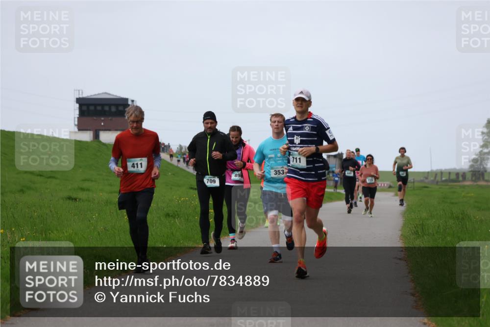 04.05.2025 - 8. Wedeler Halbmarathon Yannick Fuchs http://msf.ph/oto/7834889 04.05.2025 11:22:54 Laufen 411, 709, 894, 353, 711, 645, 715 meine-sportfotos.de