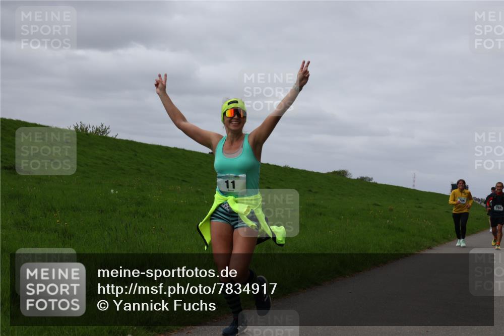 04.05.2025 - 8. Wedeler Halbmarathon Yannick Fuchs http://msf.ph/oto/7834917 04.05.2025 11:43:53 Laufen 11, 765 meine-sportfotos.de