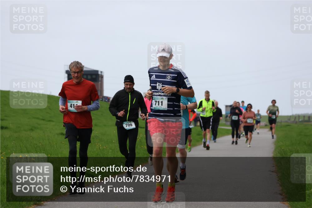04.05.2025 - 8. Wedeler Halbmarathon Yannick Fuchs http://msf.ph/oto/7834971 04.05.2025 11:22:56 Laufen 41, 12, 709, 711 meine-sportfotos.de