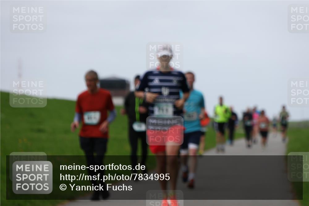 04.05.2025 - 8. Wedeler Halbmarathon Yannick Fuchs http://msf.ph/oto/7834995 04.05.2025 11:22:57 Laufen  meine-sportfotos.de