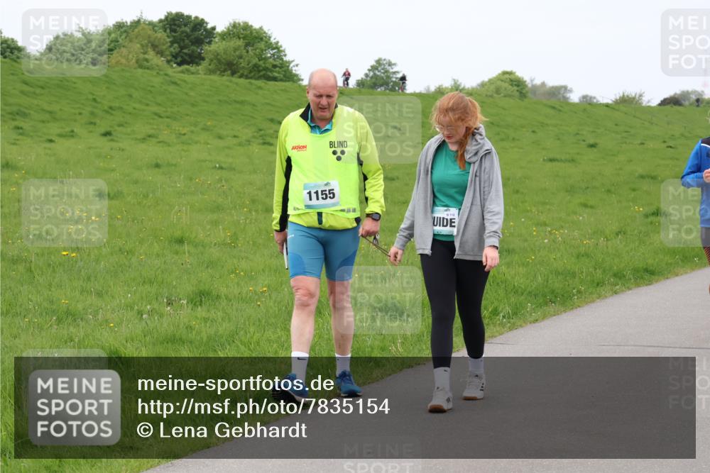 04.05.2025 - 8. Wedeler Halbmarathon Lena Gebhardt http://msf.ph/oto/7835154 04.05.2025 11:26:21 Laufen 1155, 112 meine-sportfotos.de