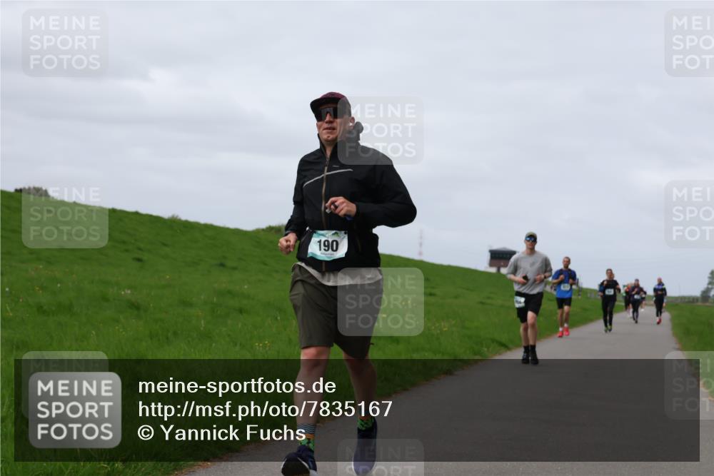 04.05.2025 - 8. Wedeler Halbmarathon Yannick Fuchs http://msf.ph/oto/7835167 04.05.2025 11:44:06 Laufen 190 meine-sportfotos.de
