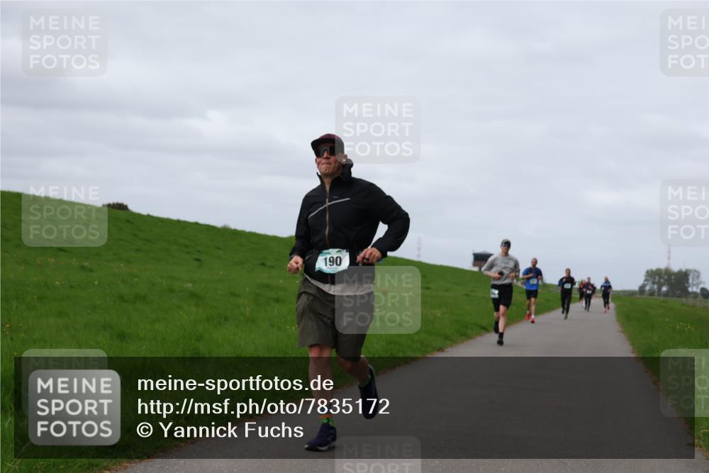 04.05.2025 - 8. Wedeler Halbmarathon Yannick Fuchs http://msf.ph/oto/7835172 04.05.2025 11:44:06 Laufen 190 meine-sportfotos.de
