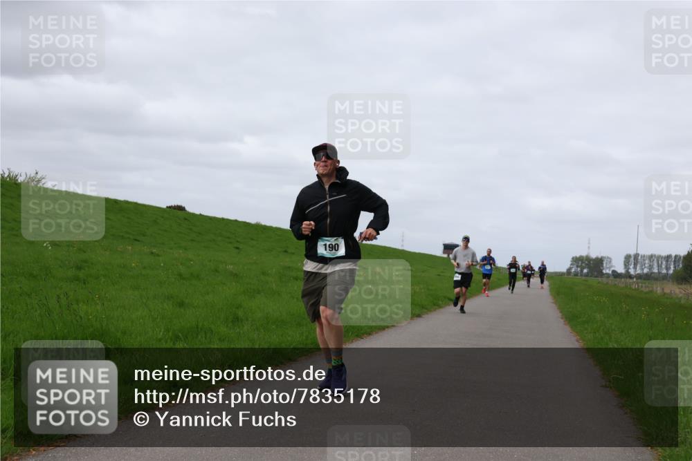 04.05.2025 - 8. Wedeler Halbmarathon Yannick Fuchs http://msf.ph/oto/7835178 04.05.2025 11:44:06 Laufen 190 meine-sportfotos.de