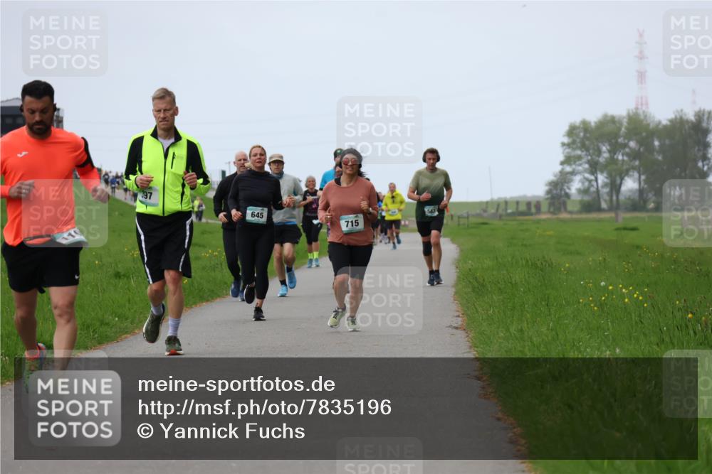 04.05.2025 - 8. Wedeler Halbmarathon Yannick Fuchs http://msf.ph/oto/7835196 04.05.2025 11:23:07 Laufen 397, 645, 715 meine-sportfotos.de