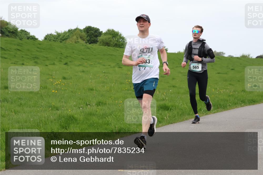 04.05.2025 - 8. Wedeler Halbmarathon Lena Gebhardt http://msf.ph/oto/7835234 04.05.2025 11:26:51 Laufen 2023, 33, 565 meine-sportfotos.de