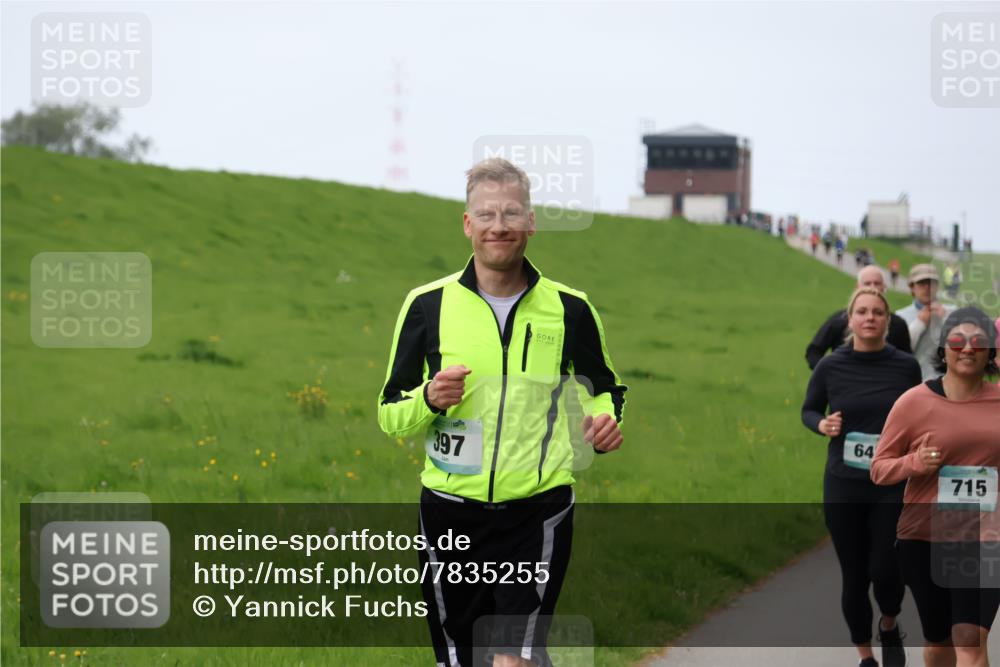 04.05.2025 - 8. Wedeler Halbmarathon Yannick Fuchs http://msf.ph/oto/7835255 04.05.2025 11:23:13 Laufen 397, 64, 715 meine-sportfotos.de