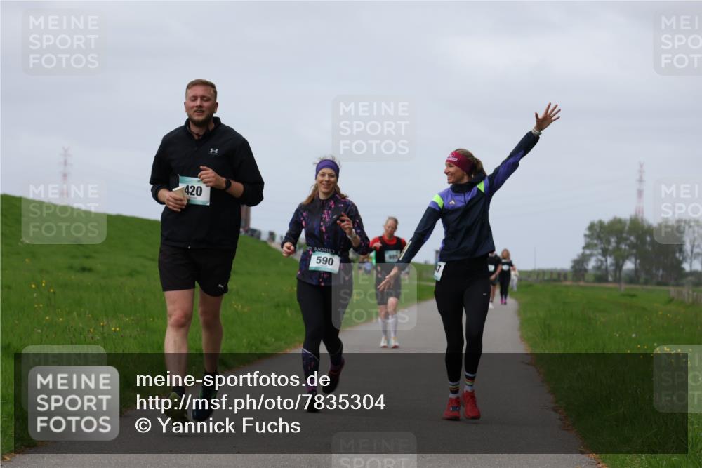 04.05.2025 - 8. Wedeler Halbmarathon Yannick Fuchs http://msf.ph/oto/7835304 04.05.2025 11:44:20 Laufen 420, 590 meine-sportfotos.de