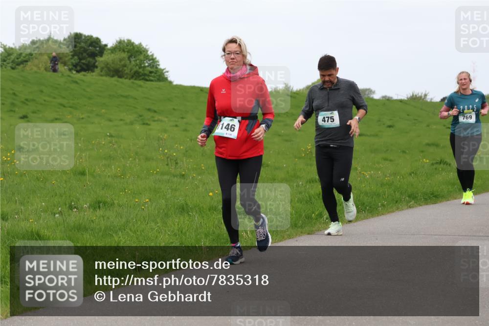 04.05.2025 - 8. Wedeler Halbmarathon Lena Gebhardt http://msf.ph/oto/7835318 04.05.2025 11:27:10 Laufen 146, 130, 475, 769 meine-sportfotos.de