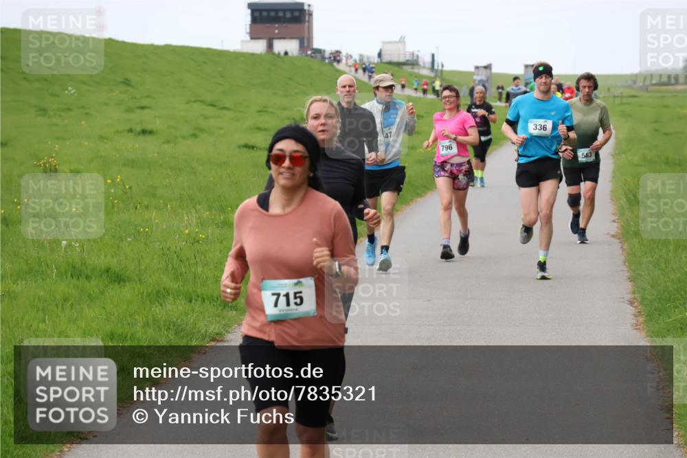 04.05.2025 - 8. Wedeler Halbmarathon Yannick Fuchs http://msf.ph/oto/7835321 04.05.2025 11:23:15 Laufen 715, 47, 796, 336, 563 meine-sportfotos.de