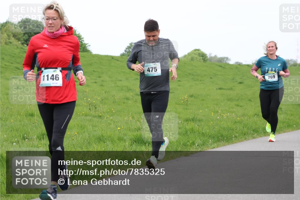 04.05.2025 - 8. Wedeler Halbmarathon Lena Gebhardt http://msf.ph/oto/7835325 04.05.2025 11:27:11 Laufen 1146, 130, 475, 2025, 769 meine-sportfotos.de
