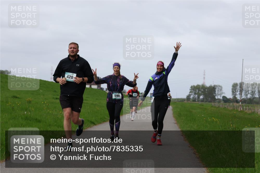04.05.2025 - 8. Wedeler Halbmarathon Yannick Fuchs http://msf.ph/oto/7835335 04.05.2025 11:44:21 Laufen 420, 590 meine-sportfotos.de