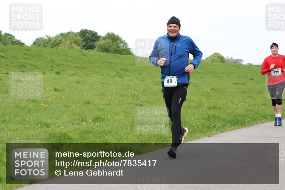 04.05.2025 - 8. Wedeler Halbmarathon Lena Gebhardt http://msf.ph/oto/7835417 04.05.2025 11:27:35 Laufen 89, 476 meine-sportfotos.de