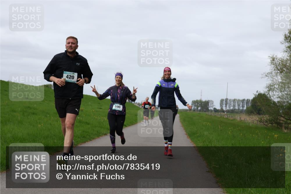 04.05.2025 - 8. Wedeler Halbmarathon Yannick Fuchs http://msf.ph/oto/7835419 04.05.2025 11:44:23 Laufen 420, 590 meine-sportfotos.de