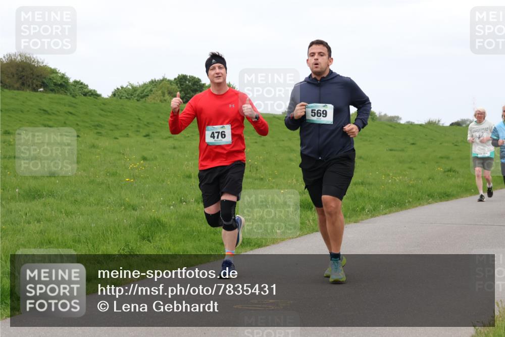 04.05.2025 - 8. Wedeler Halbmarathon Lena Gebhardt http://msf.ph/oto/7835431 04.05.2025 11:27:38 Laufen 476, 569 meine-sportfotos.de