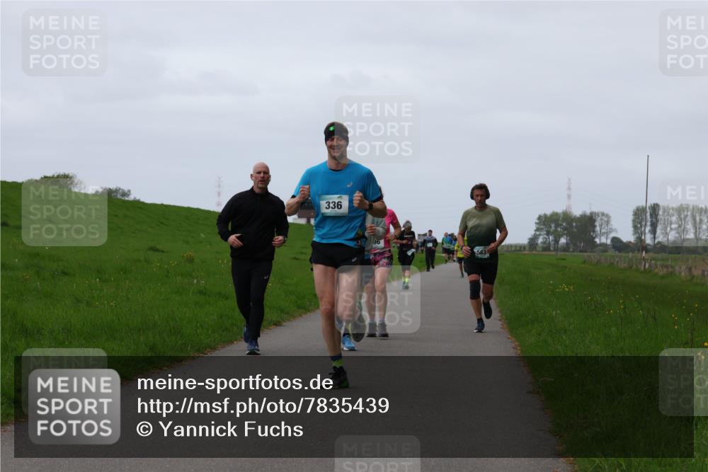 04.05.2025 - 8. Wedeler Halbmarathon Yannick Fuchs http://msf.ph/oto/7835439 04.05.2025 11:23:20 Laufen 336, 96 meine-sportfotos.de