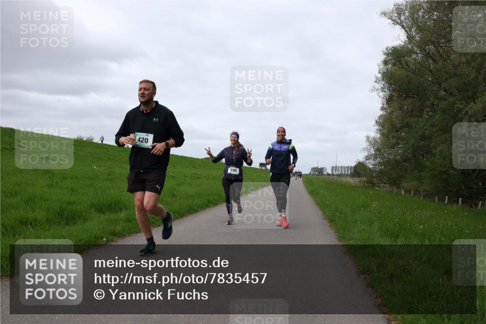04.05.2025 - 8. Wedeler Halbmarathon Yannick Fuchs http://msf.ph/oto/7835457 04.05.2025 11:44:24 Laufen 420, 590 meine-sportfotos.de